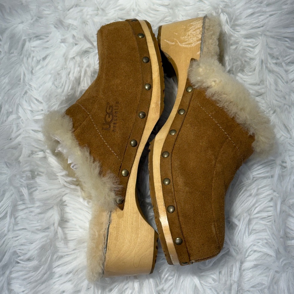 UGG Clogs - image 5